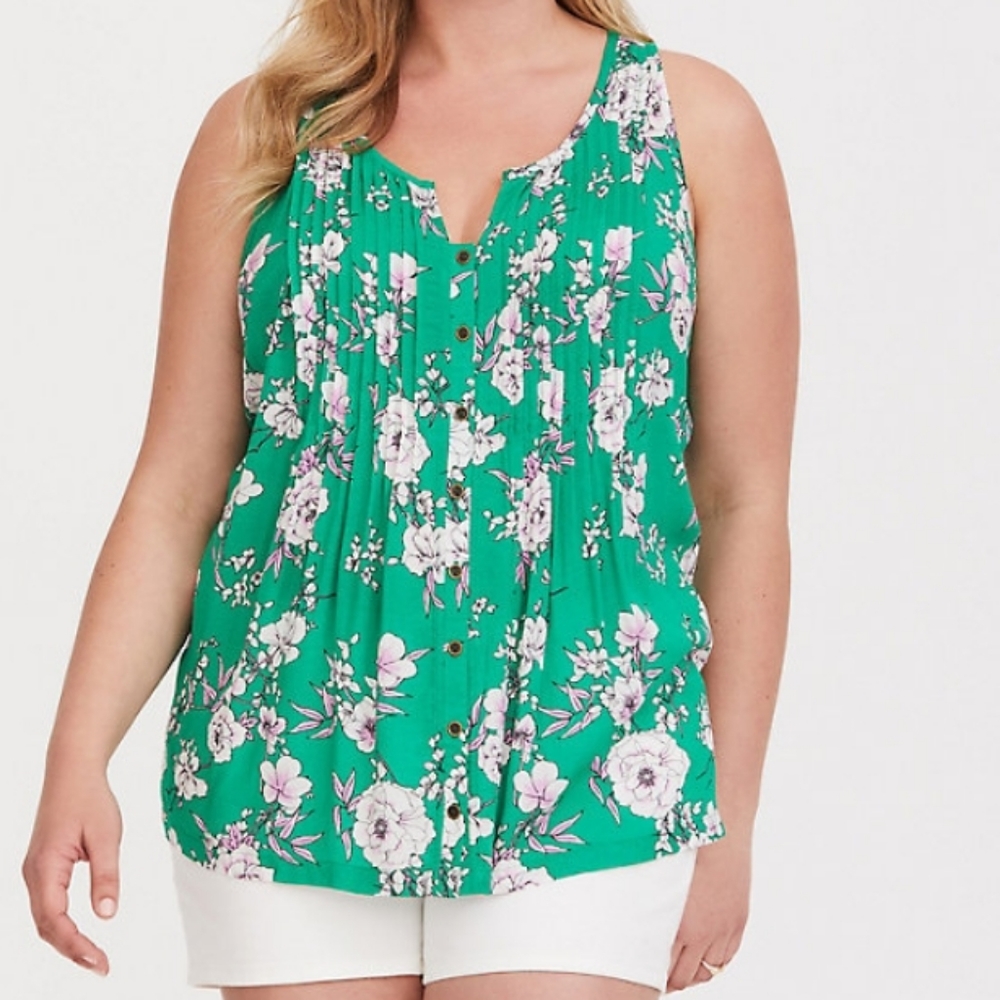 Torrid floral sleeves pintuck button down tank